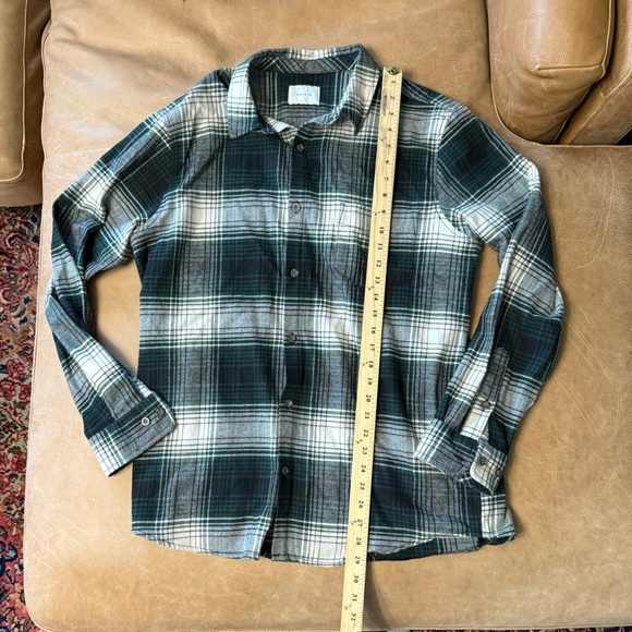 Pacsun Green Plaid Flannel Button Down Shirt Men’s Size Medium - Picture 2 of 6